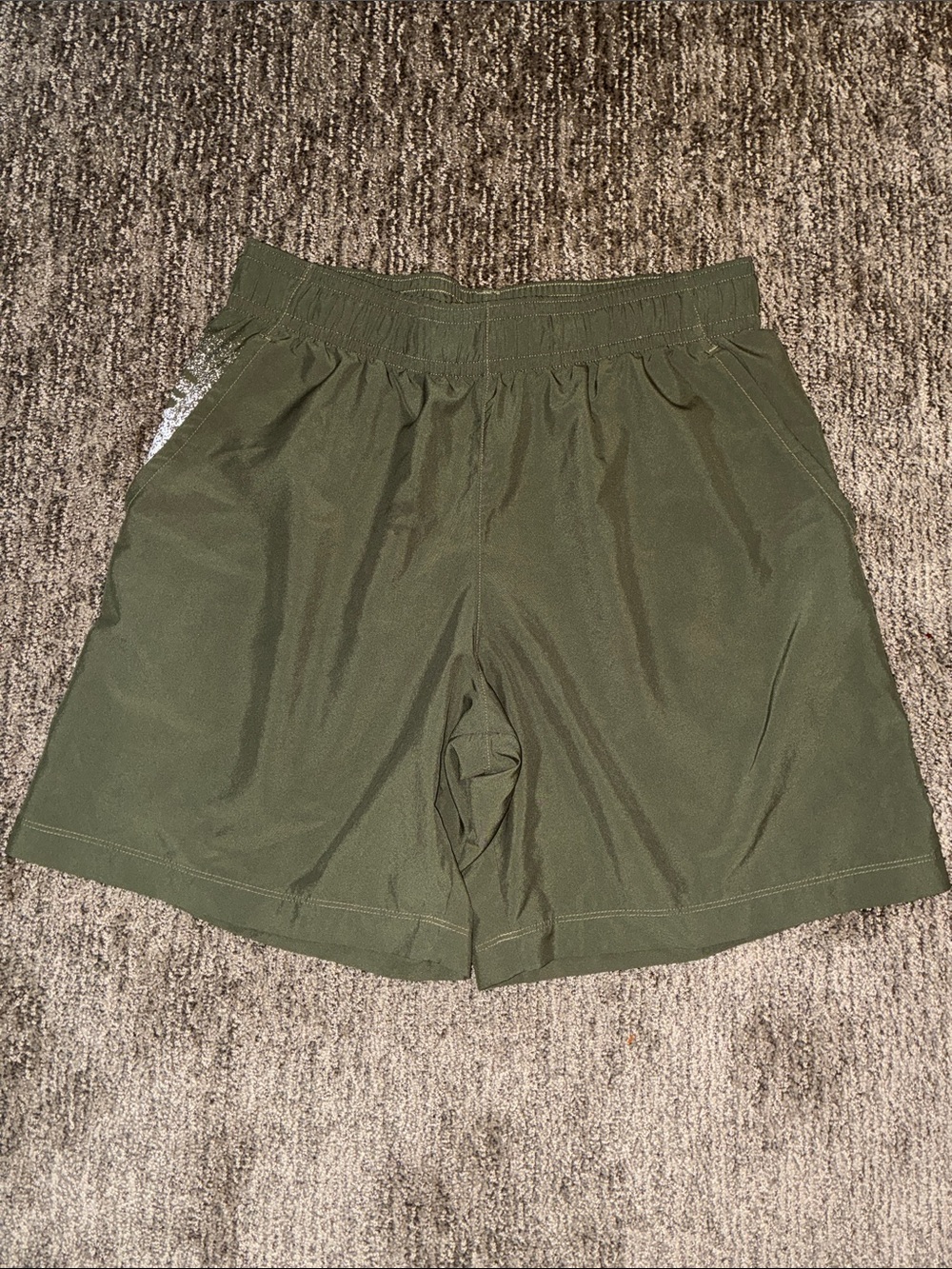 Under Armour Men’s Olive Athletic Shorts with Side Logo L